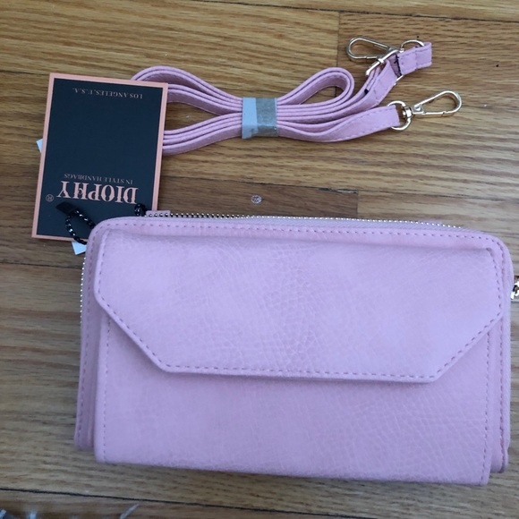 Brand new pink leather cross bag - Picture 3 of 3